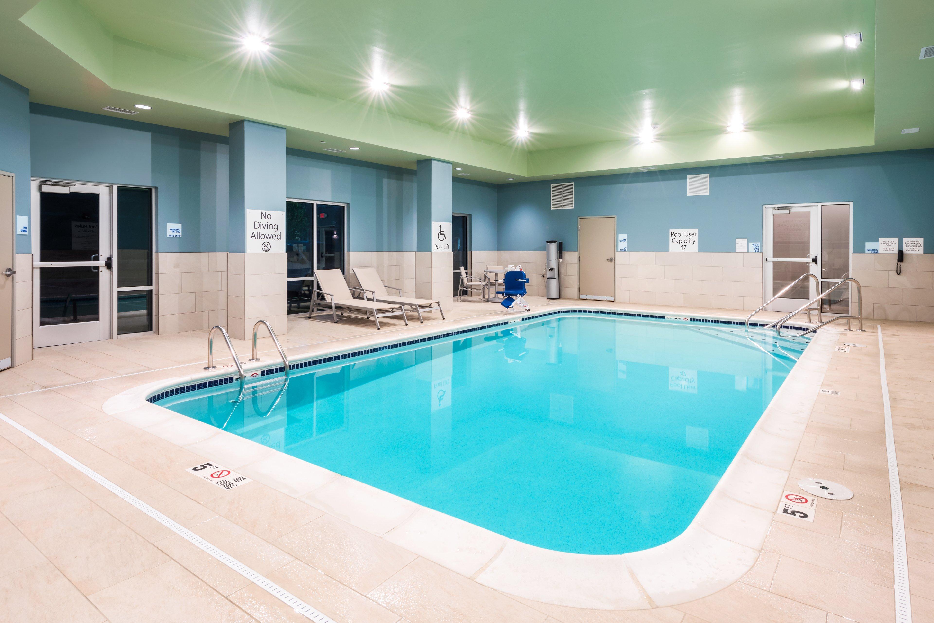 Holiday Inn Express & Suites St. Louis - Chesterfield By Ihg Esterno foto