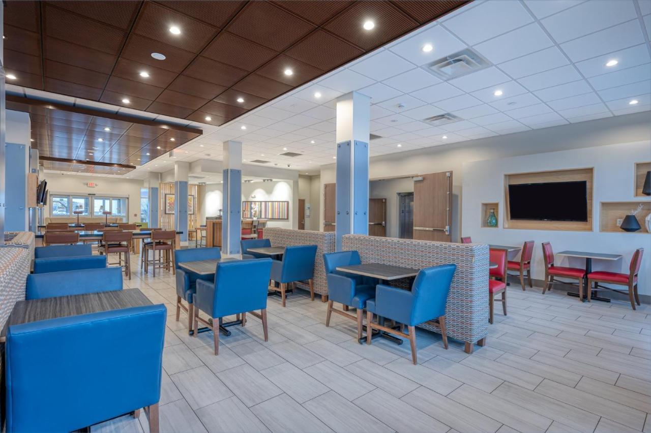 Holiday Inn Express & Suites St. Louis - Chesterfield By Ihg Esterno foto