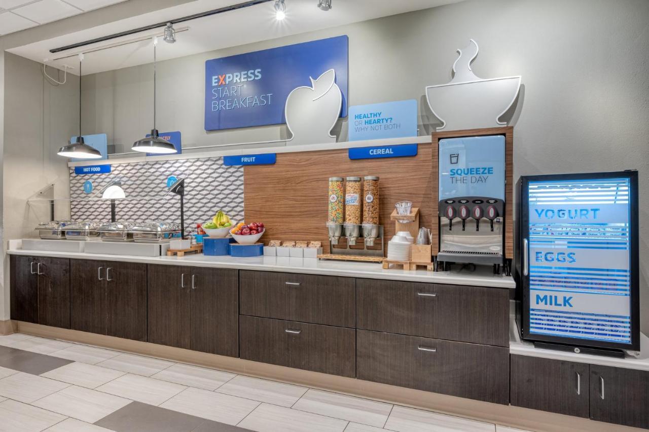 Holiday Inn Express & Suites St. Louis - Chesterfield By Ihg Esterno foto